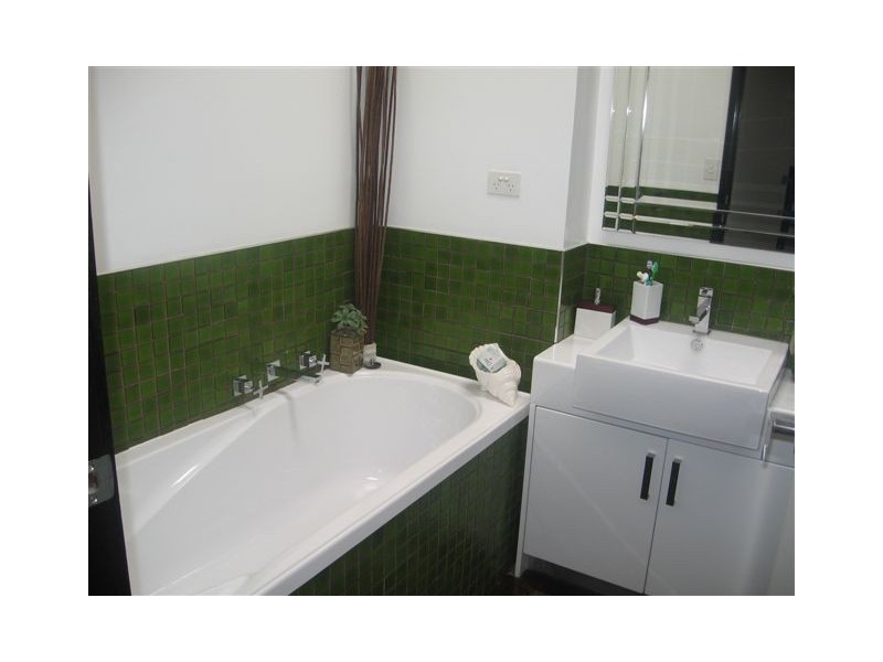 3/106  Rennie Street, Coburg VIC 3058