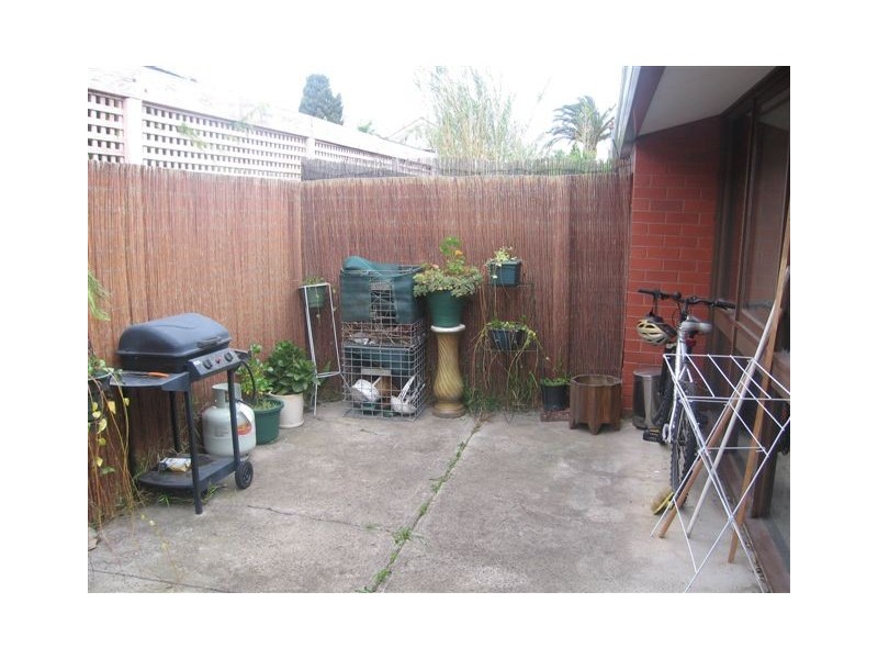 3/106  Rennie Street, Coburg VIC 3058