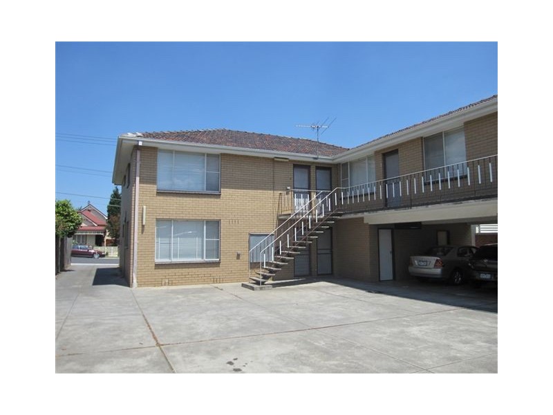 4/17 Martin Street, Thornbury VIC 3071