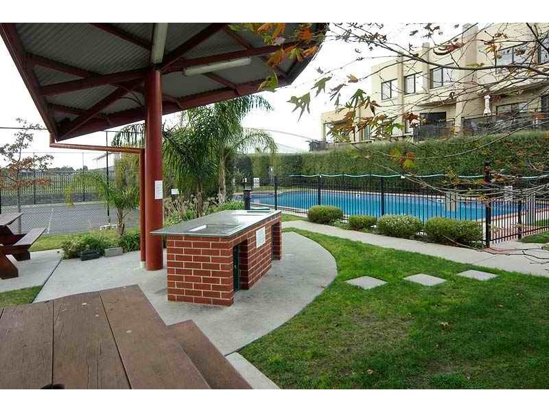 49/337 Station street, Thornbury VIC 3071