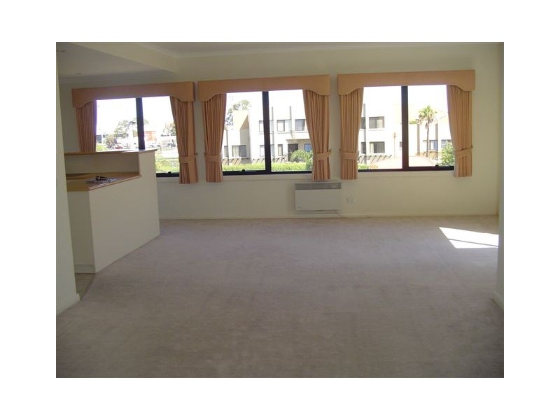 49/337 Station street, Thornbury VIC 3071