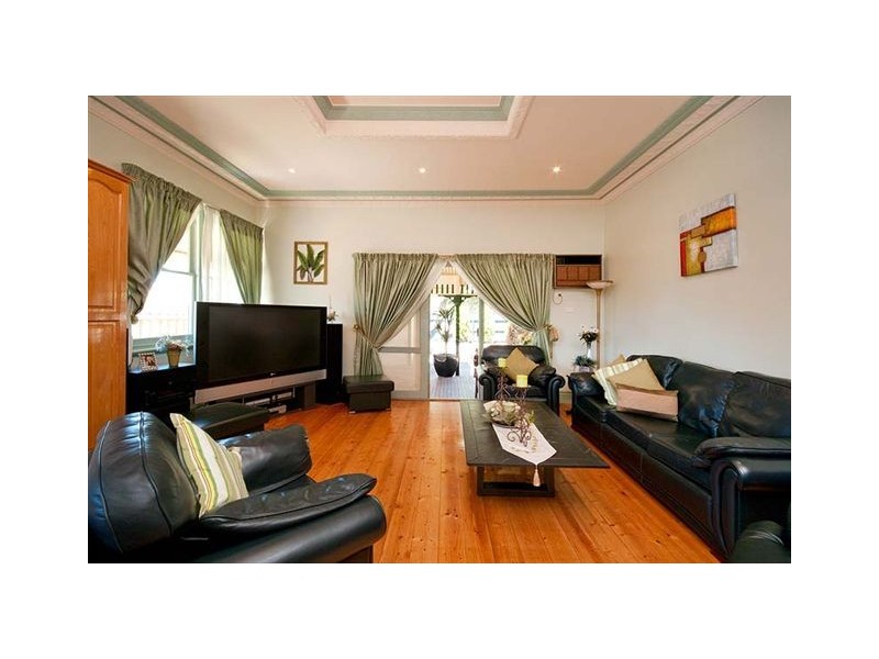 94 The Avenue, Coburg VIC 3058