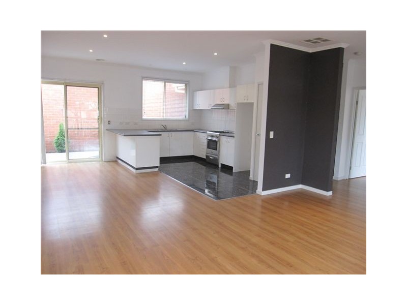 16 Opal Street, Preston VIC 3072