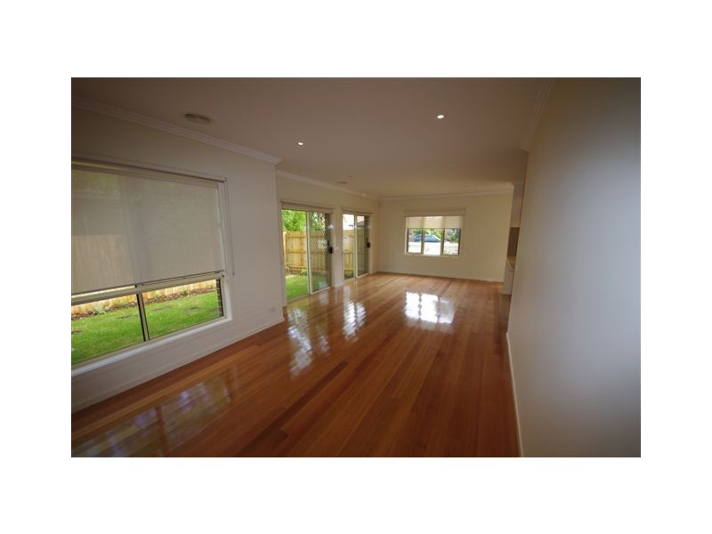 1/186 Darebin Road, Northcote VIC 3070