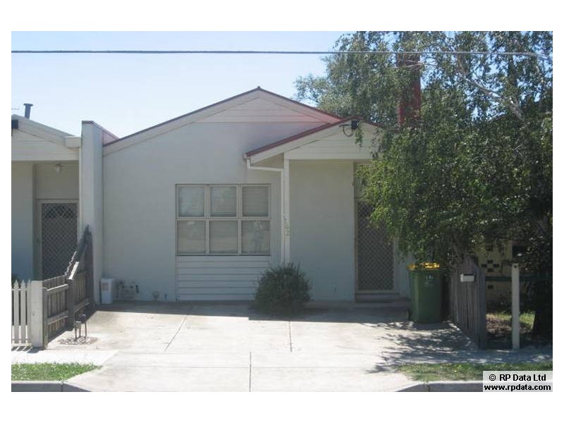 162 B Normanby Avenue, Thornbury VIC 3071