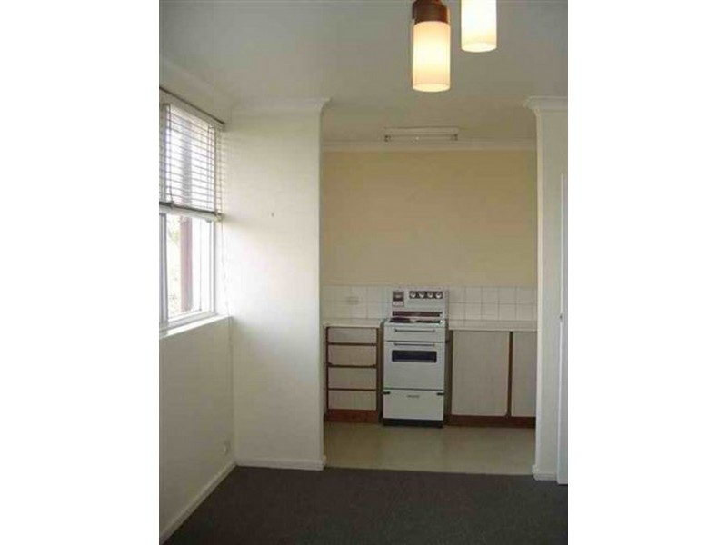6/131 Emmaline Street, Northcote VIC 3070
