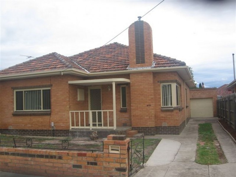 13 Bradley Avenue, Thornbury VIC 3071