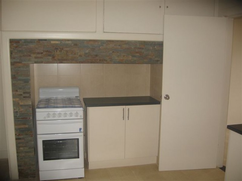 13 Bradley Avenue, Thornbury VIC 3071