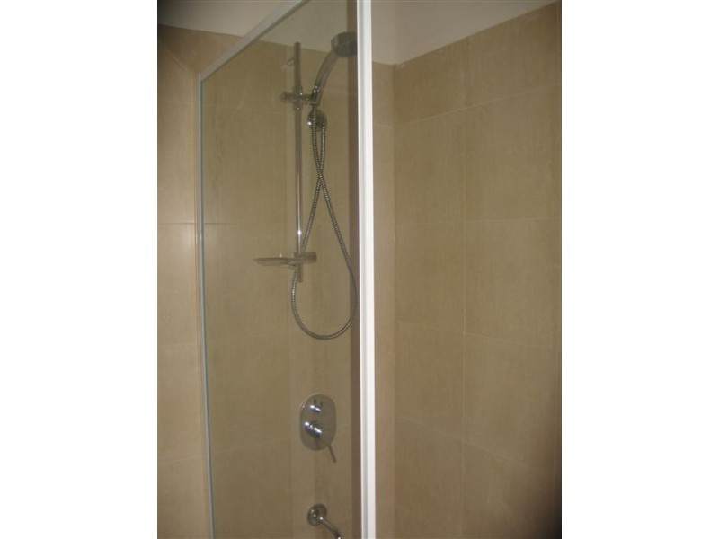 13 Bradley Avenue, Thornbury VIC 3071