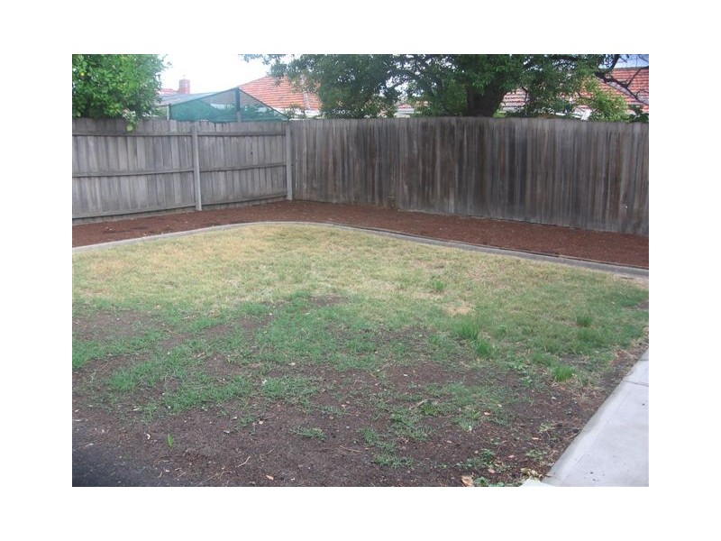 13 Bradley Avenue, Thornbury VIC 3071