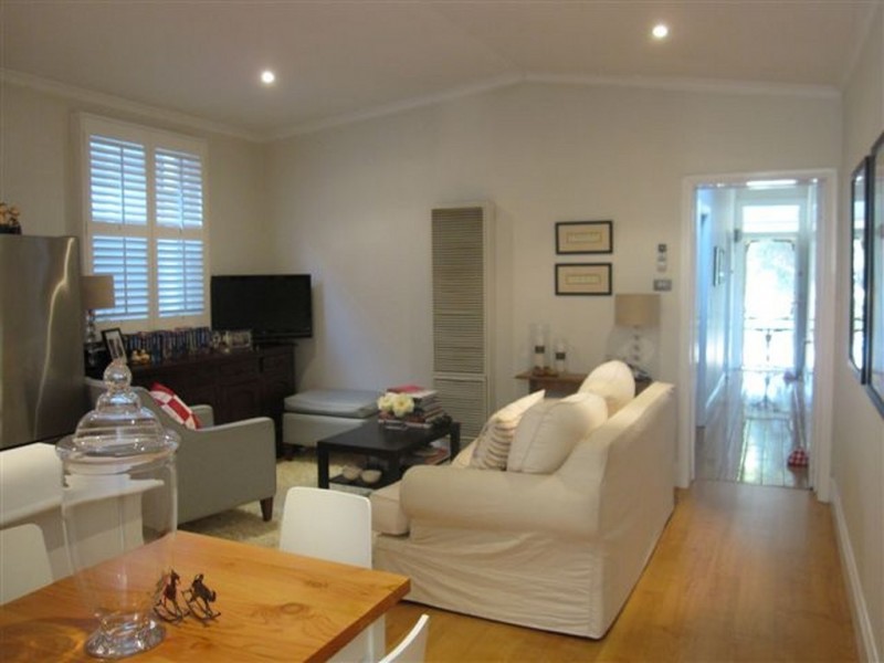 52 Carlisle Street, Preston VIC 3072