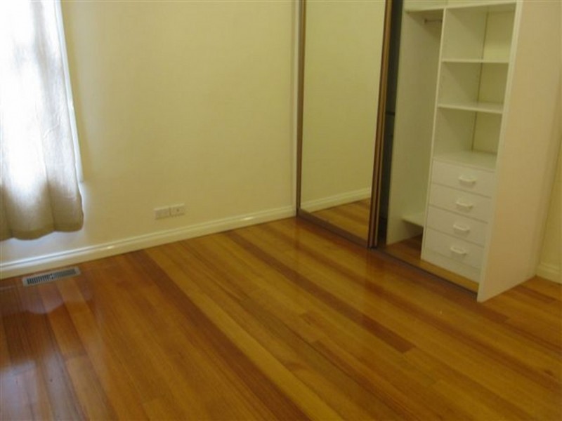 19 Dennis Street, Northcote VIC 3070