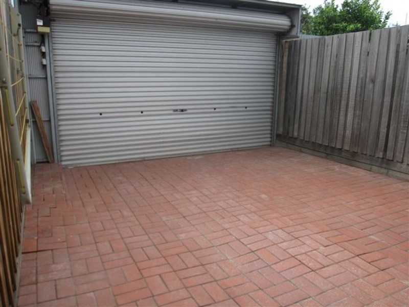 19 Dennis Street, Northcote VIC 3070