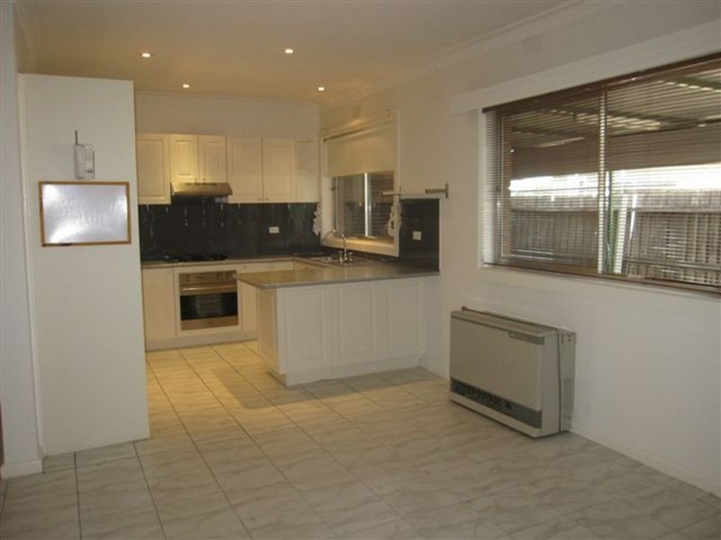 22 Sturdee Street, Reservoir VIC 3073