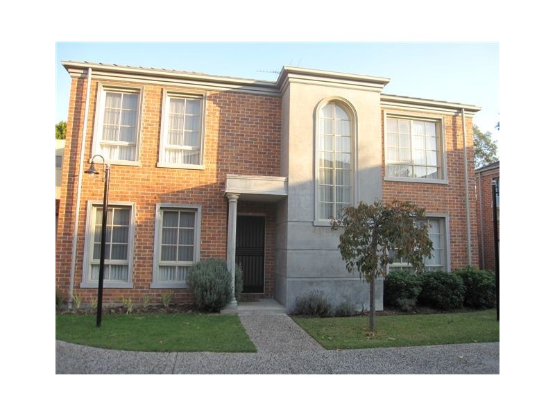 2/8 Coate Avenue, Alphington VIC 3078