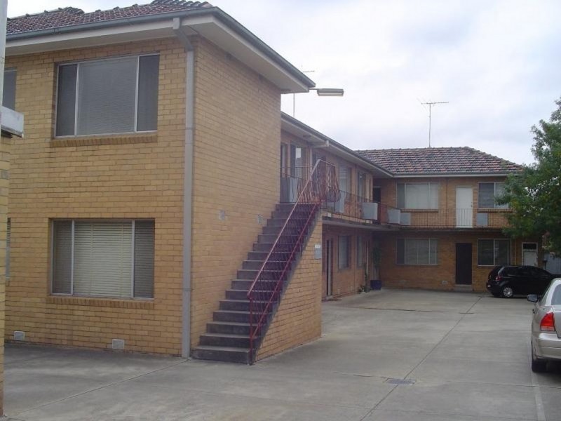 8/9 McCracken Avenue, Northcote VIC 3070