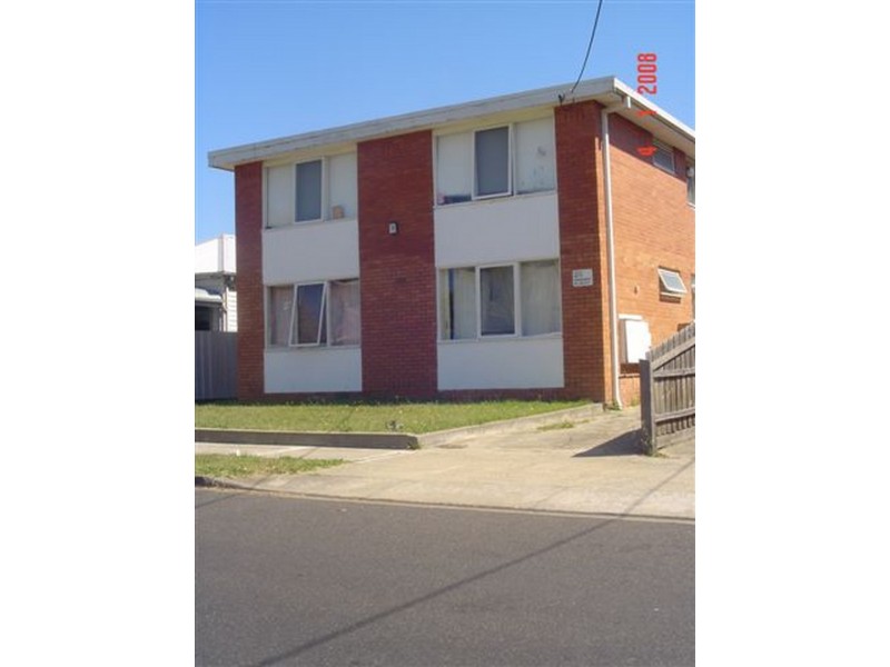 4/32 Woolton Ave, Thornbury VIC 3071