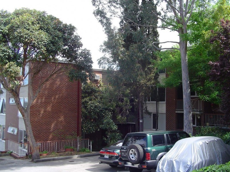 12/203 Clarke Street, Northcote VIC 3070