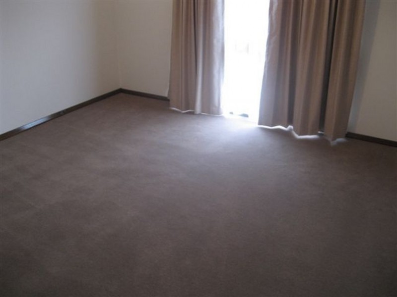 4 Tandara Ave, Doncaster VIC 3108