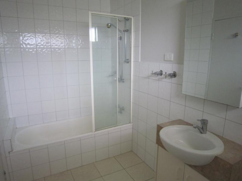 8/305 Heidelberg Road, Fairfield VIC 3078