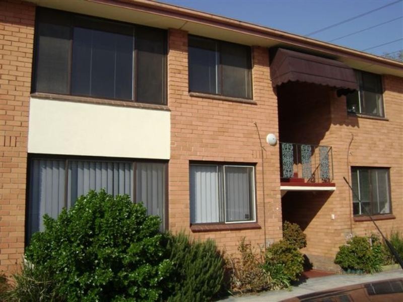 2/11 Rathmines Street, Fairfield VIC 3078