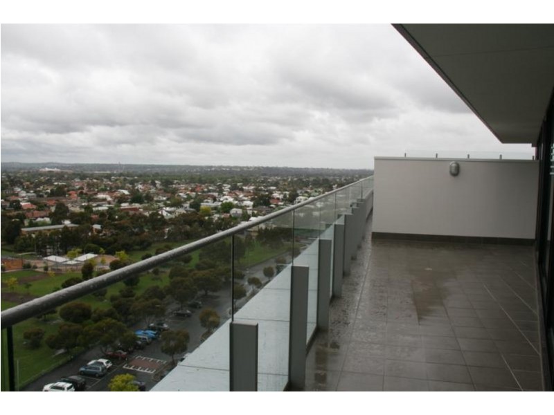 902/35 Separation Street, Northcote VIC 3070