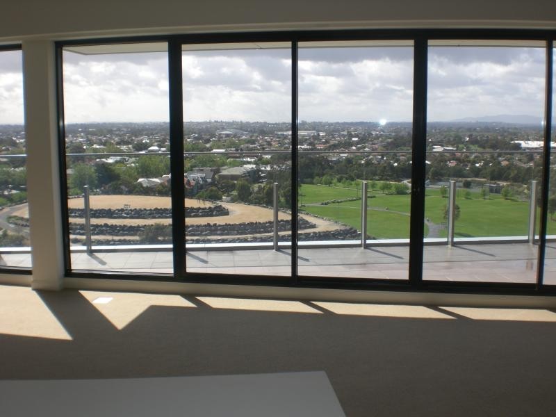 902/35 Separation Street, Northcote VIC 3070