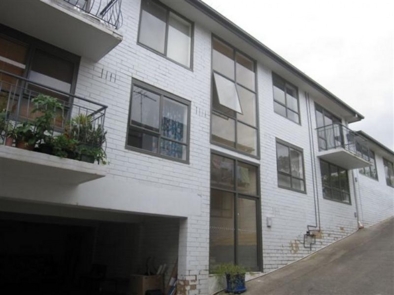 8/10-12 Anderson Road, Thornbury VIC 3071