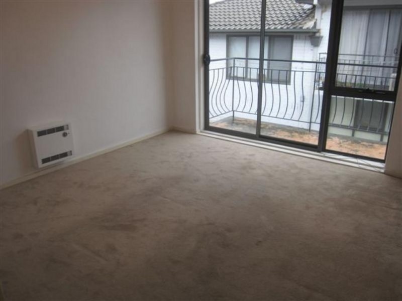 8/10-12 Anderson Road, Thornbury VIC 3071