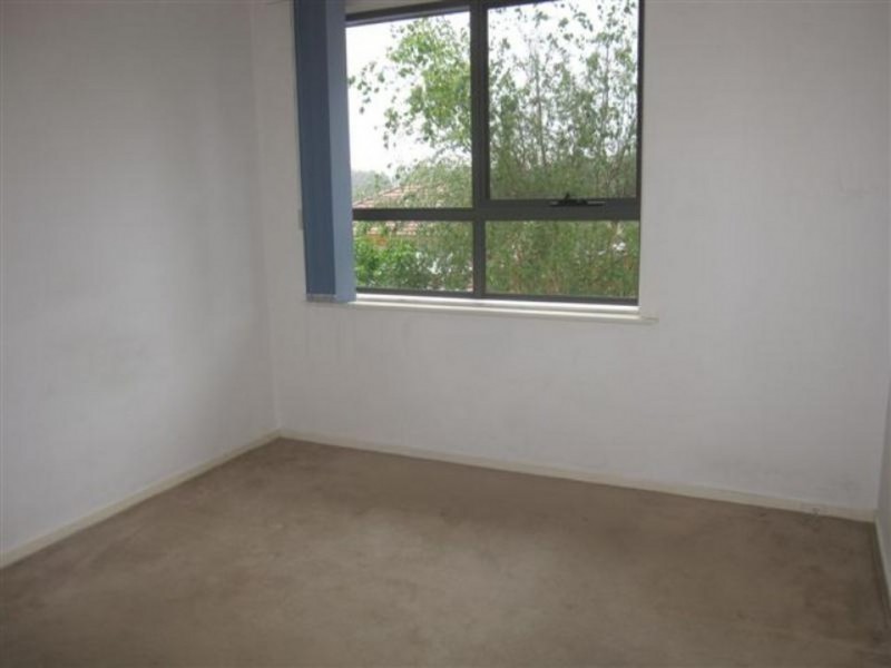 8/10-12 Anderson Road, Thornbury VIC 3071