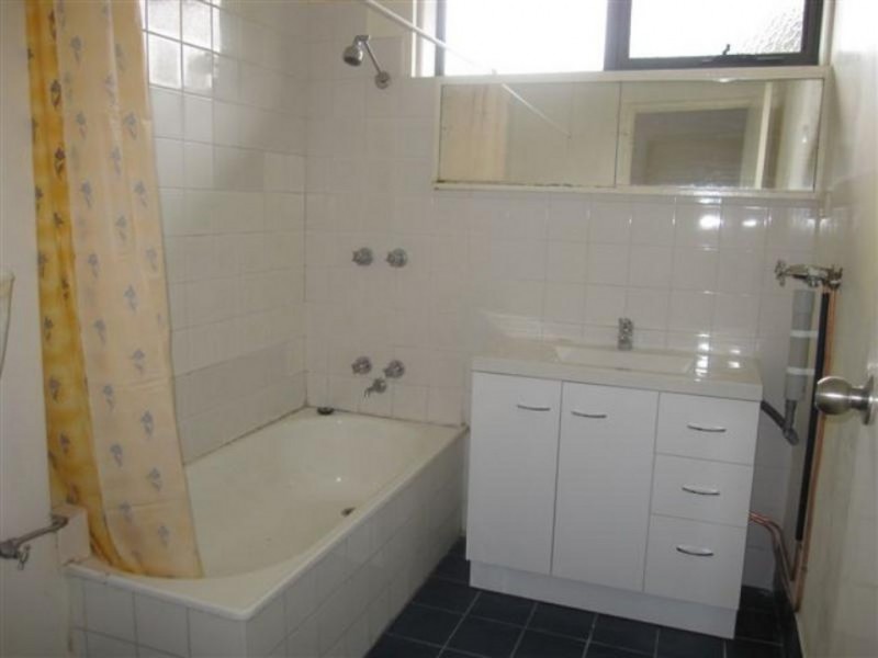 8/10-12 Anderson Road, Thornbury VIC 3071