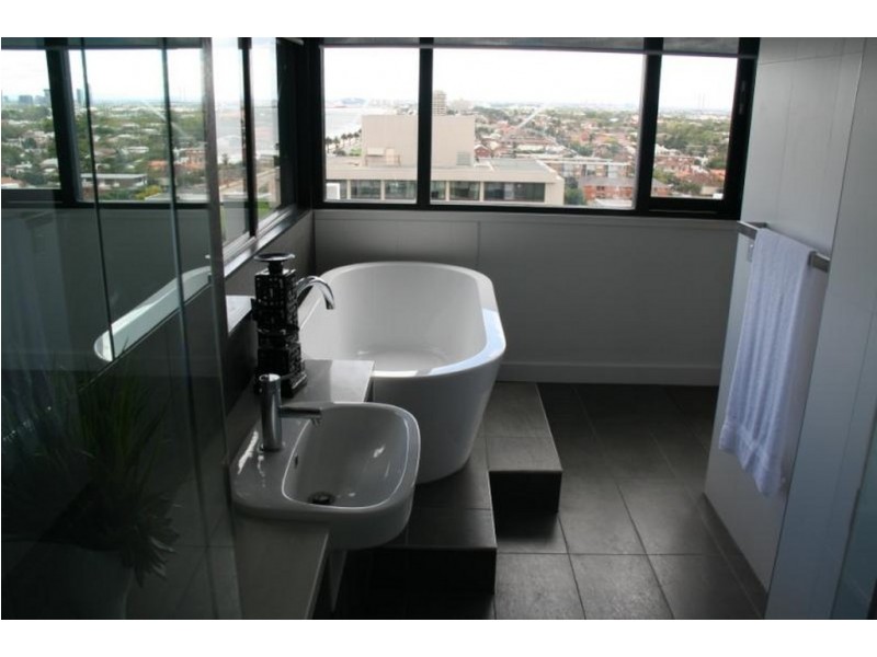 121/333 Beaconsfield Parade, St Kilda VIC 3182