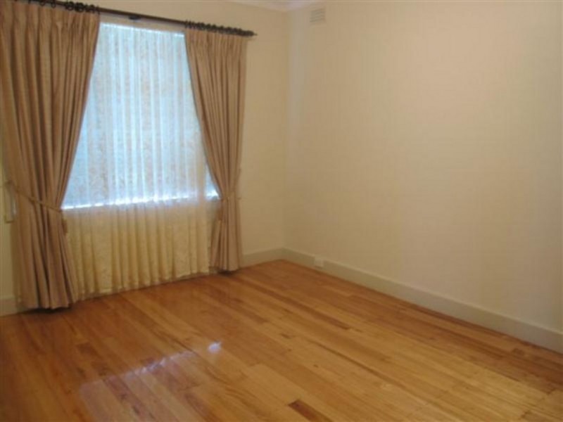 1/198 Spring Street, Reservoir VIC 3073