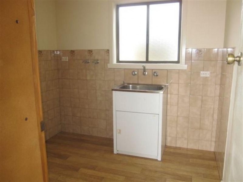 1/198 Spring Street, Reservoir VIC 3073