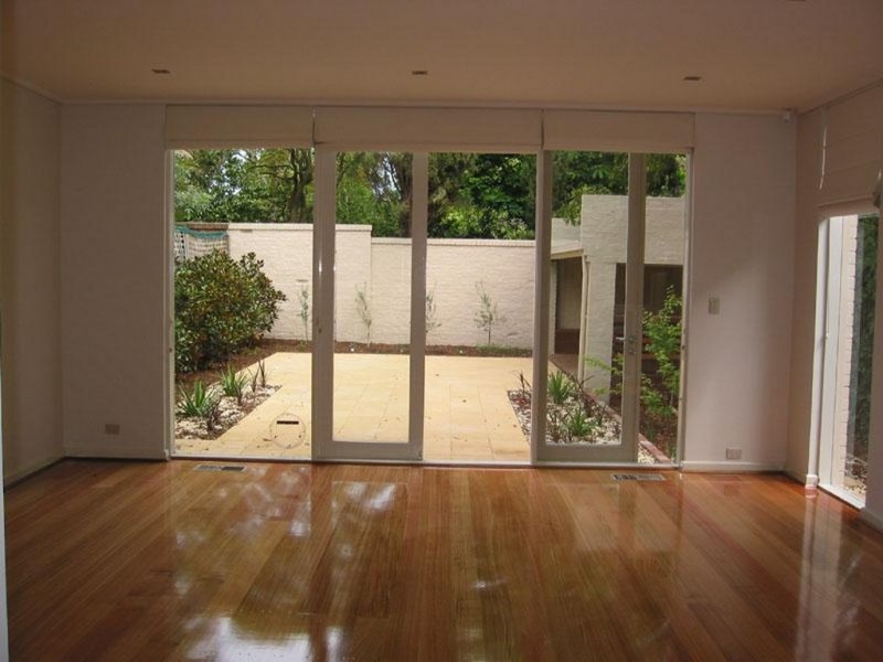 10 Clendon Court, Toorak VIC 3142