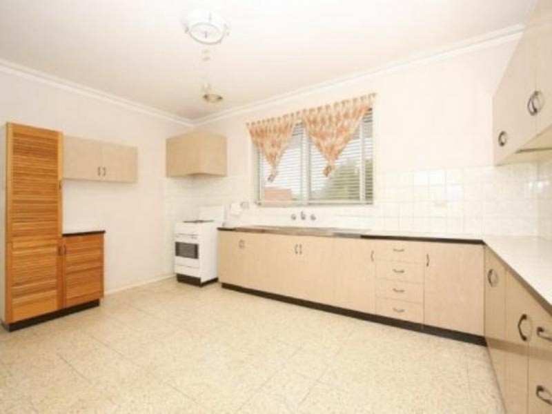 60 Steane Street, Reservoir VIC 3073