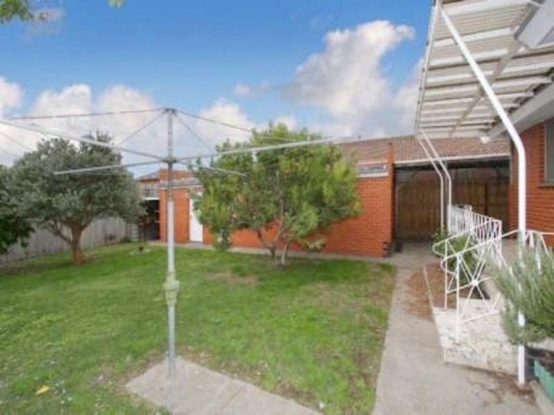 60 Steane Street, Reservoir VIC 3073