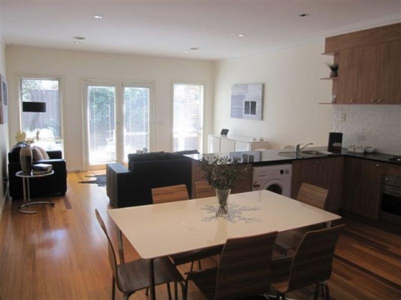 22D Separation Street, Fairfield VIC 3078