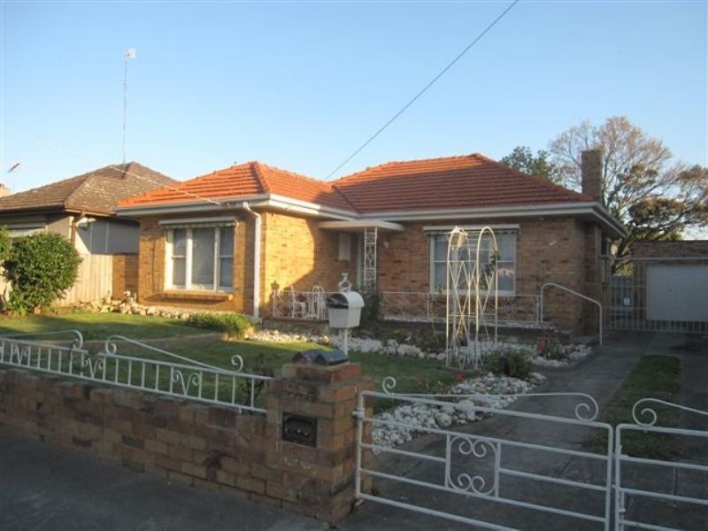 45 Lloyd Avenue, Reservoir VIC 3073