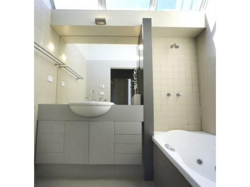 70 St Georges Road South, Fitzroy North VIC 3068