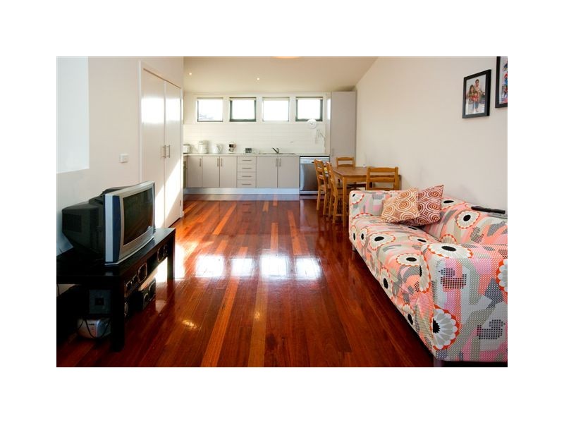 3/2 South Street, Preston VIC 3072
