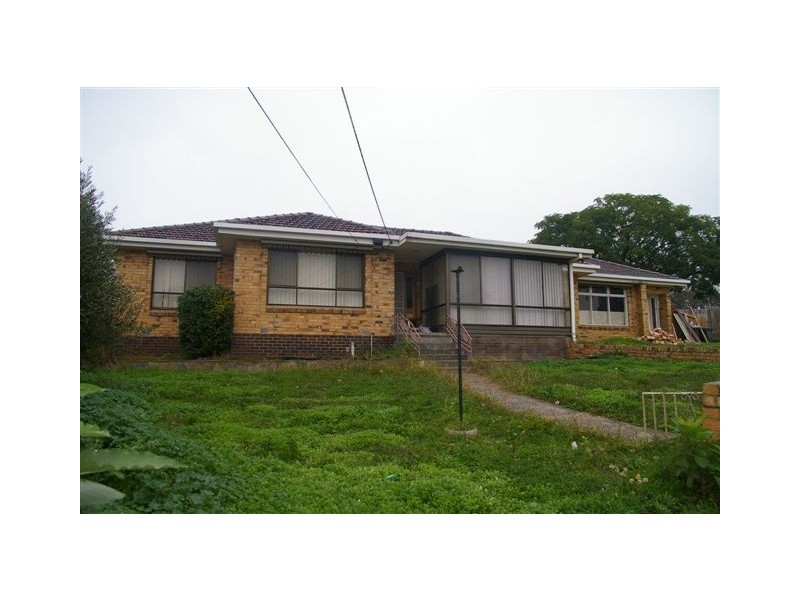 15 Interlaken Parade, Rosanna VIC 3084