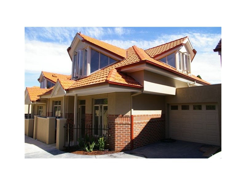 3/64 St Elmo Road, Ivanhoe VIC 3079