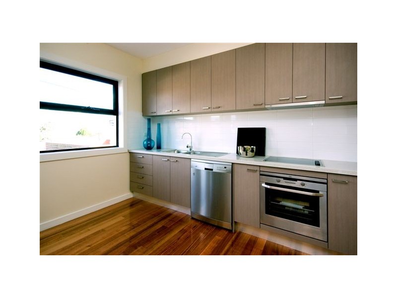 3/140 Plenty Road, Preston VIC 3072