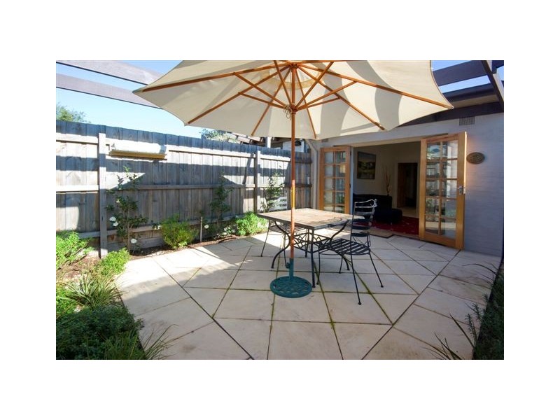 24 George Street, Northcote VIC 3070