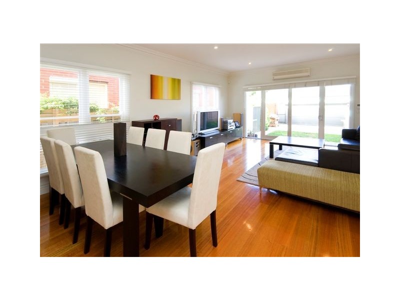 129 Beaconsfield Parade, Northcote VIC 3070