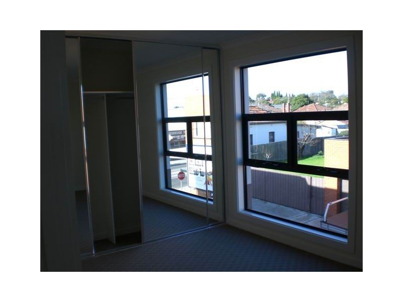 1/140 Plenty Road, Preston VIC 3072