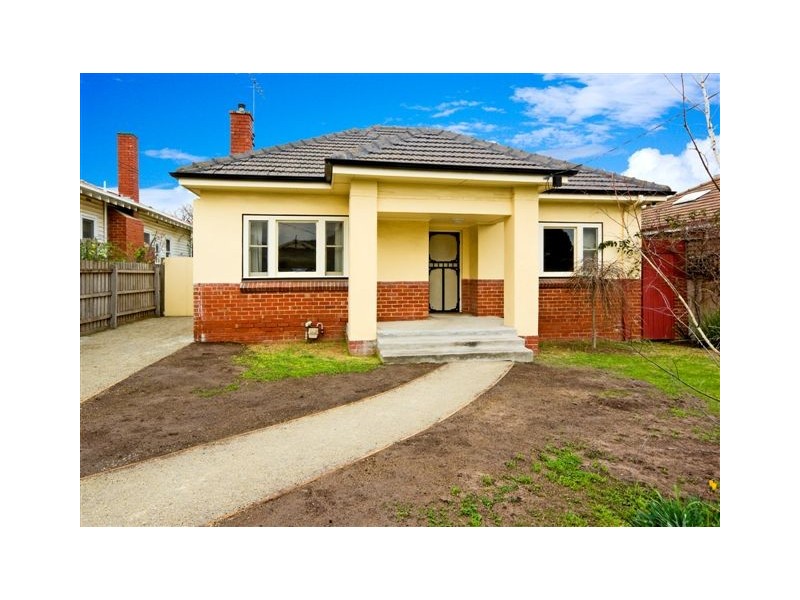 12 Sapphire Street, Preston VIC 3072