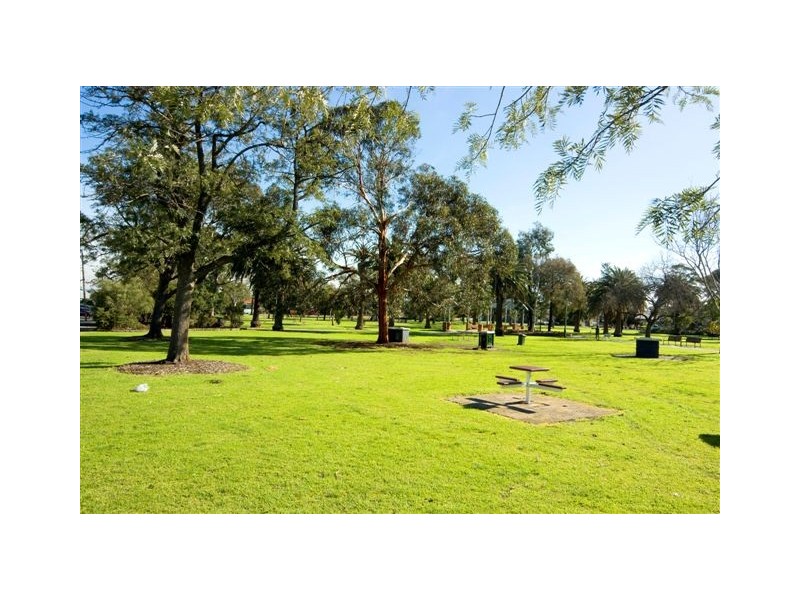 3/68  Collins Street, Thornbury VIC 3071