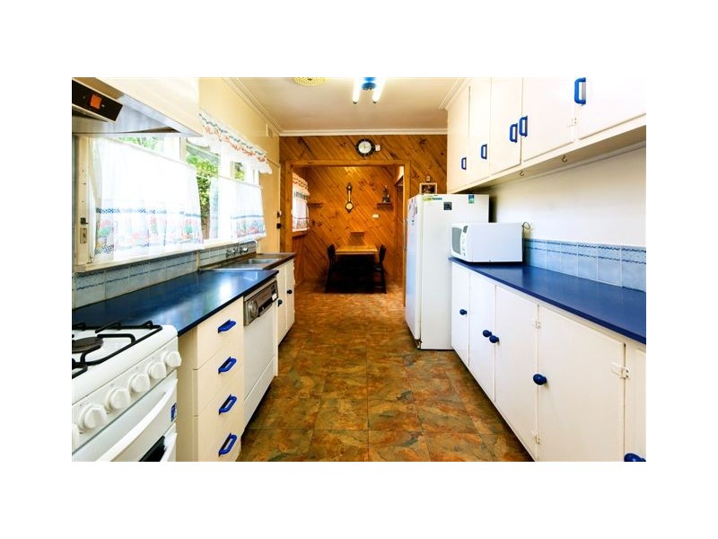 2  Rayner Court, Preston West VIC 3072